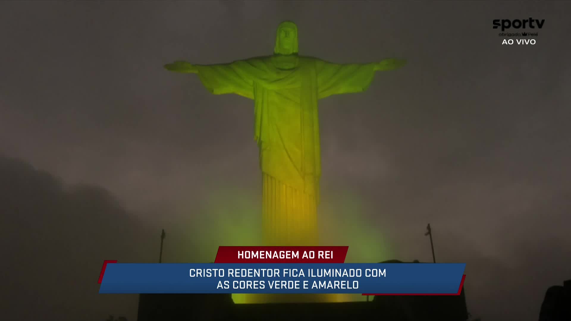 Cristo Redentor Ser Iluminado De Verde E Amarelo Para Homenagear Pel