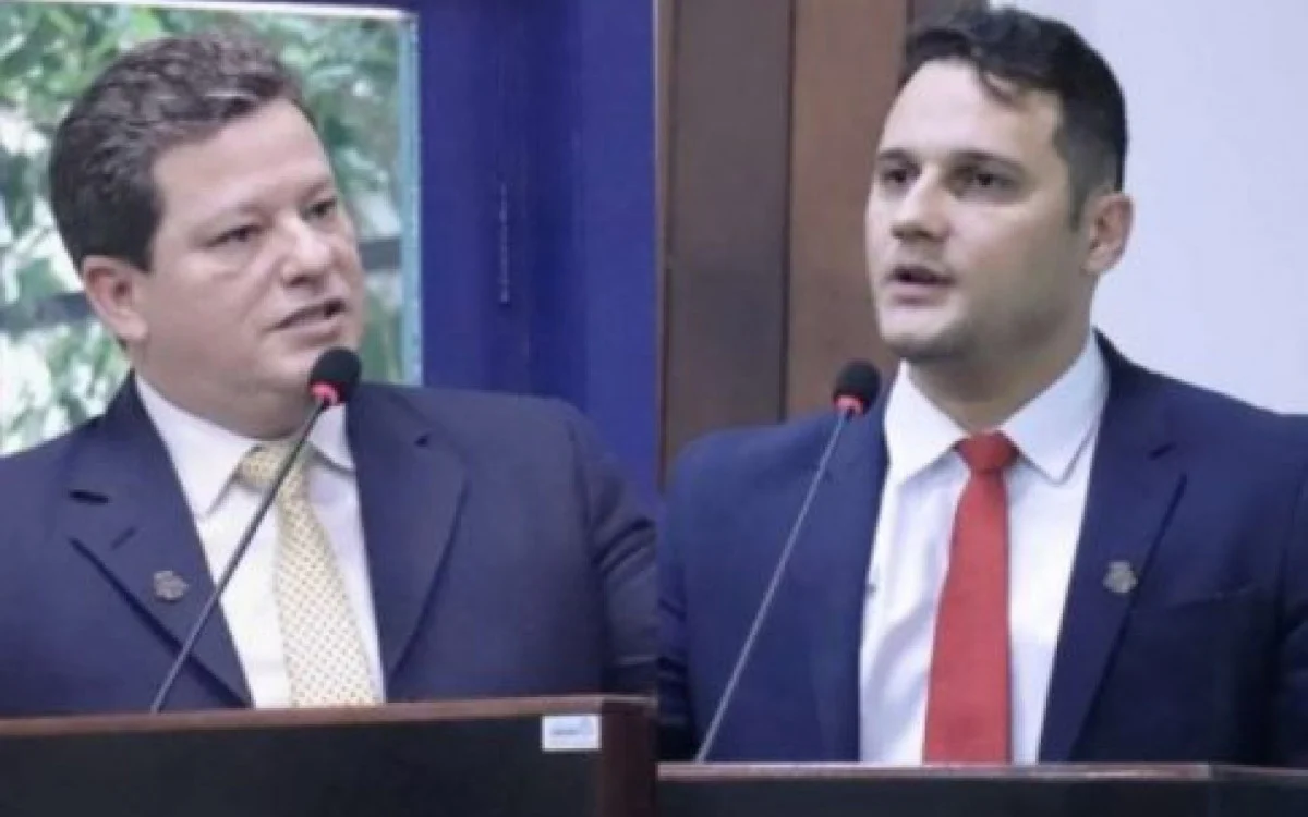Vinicius Correa e Vanderson Bento em discursos na Câmara de Cabo Frio