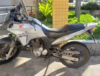Guarda Civil Municipal recupera moto furtada em Rio das Ostras 