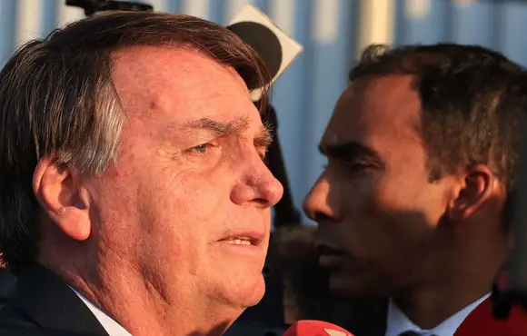 Relator libera julgamento de ação que pode tornar Bolsonaro inelegível